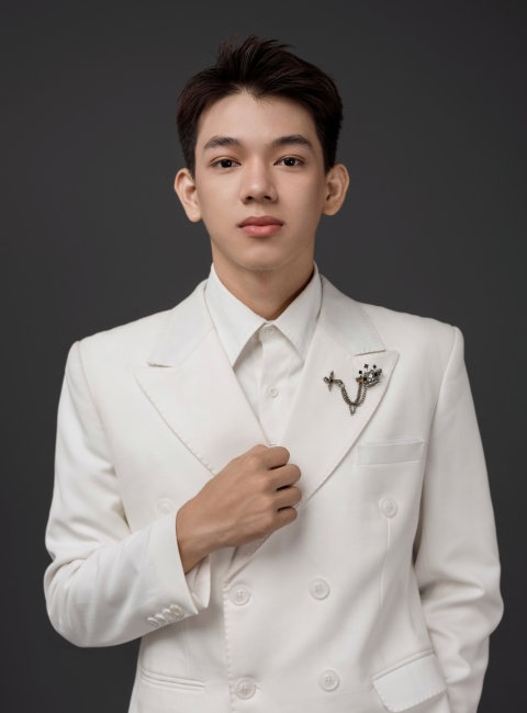 NGUYỄN VĨ KHA - SBD: 115